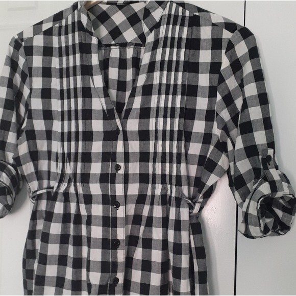 Coupe Collection Black and White Plaid Button Shirt Tie Waist Size Medium - Picture 7 of 15